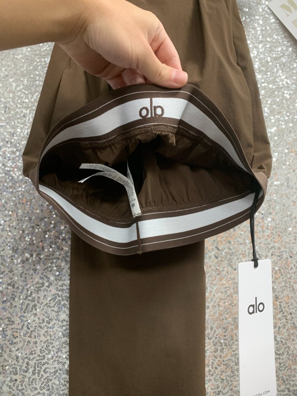 Brand New Espresso ALO Yoga Suit Up Pants🍩Regular Fit Women's 30" Inseam - Picture 6 of 11